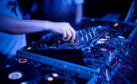 DJ les POPsCOOL