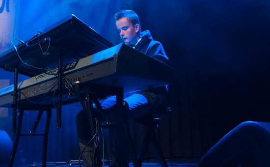 Pianoles en Toetsen | POPsCOOL