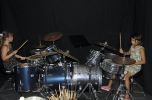 Hollyde op drumstel
