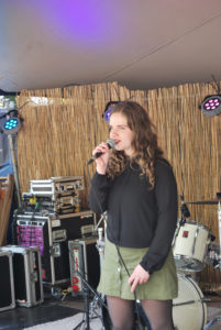 popscool talents zangeres Sharon